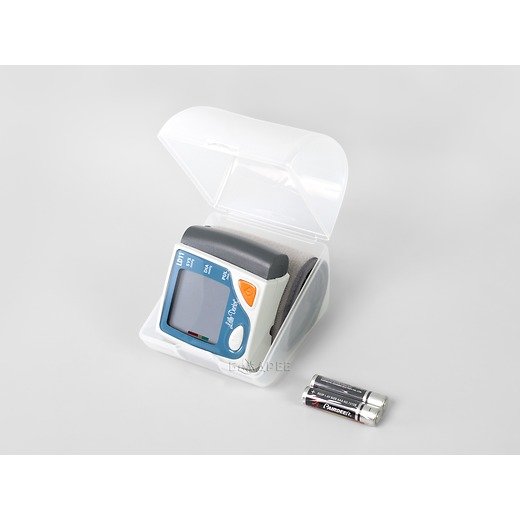 Комплектация тонометра на запястье Little Doctor LD11